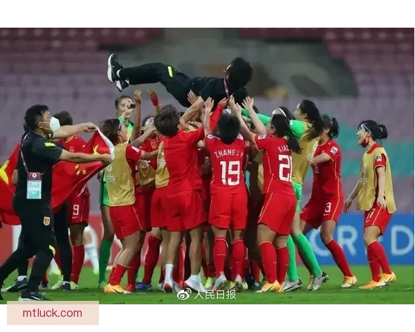中国女足战平韩国女足姚伟世界波邵子钦头球救主精彩对决之夜燃